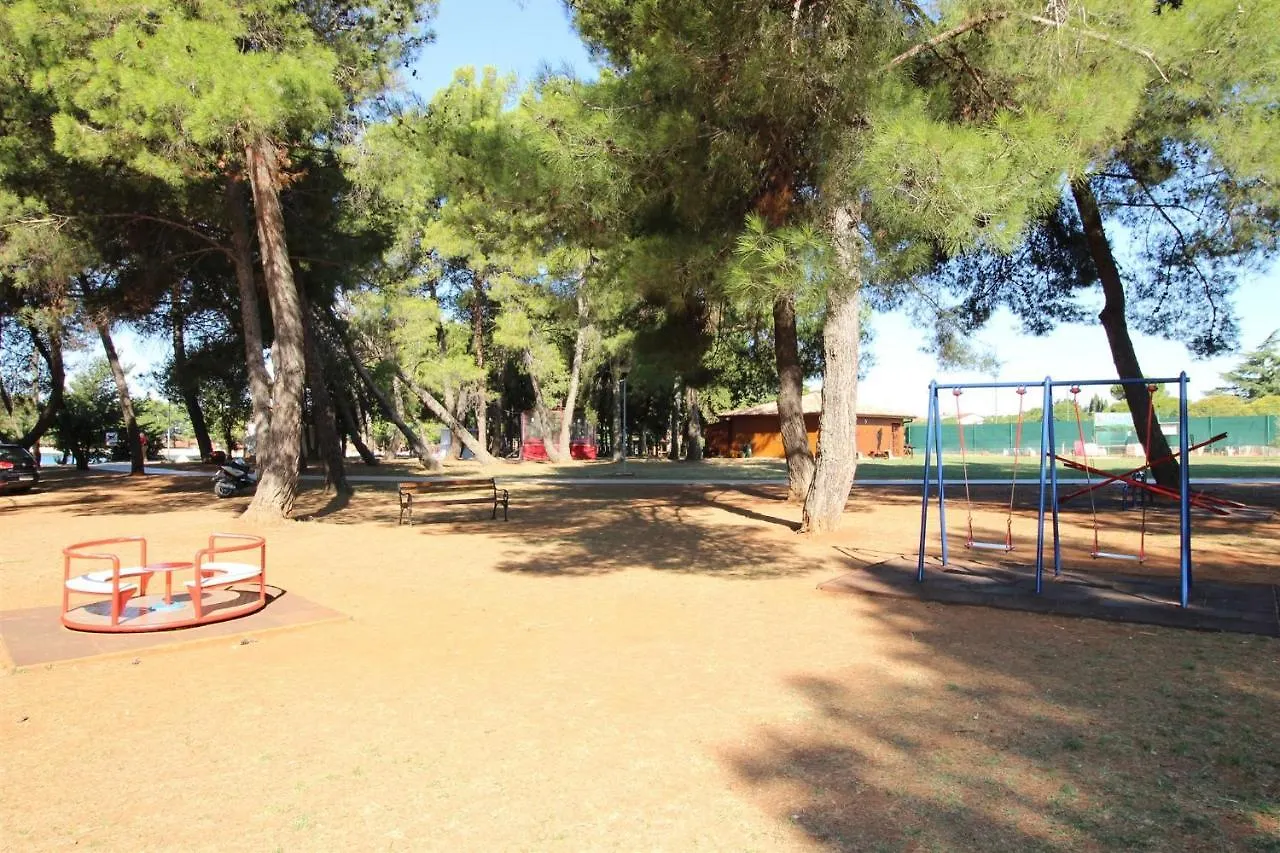 Gianna A4+2 Apartment Novigrad   Novigrad (Istria)